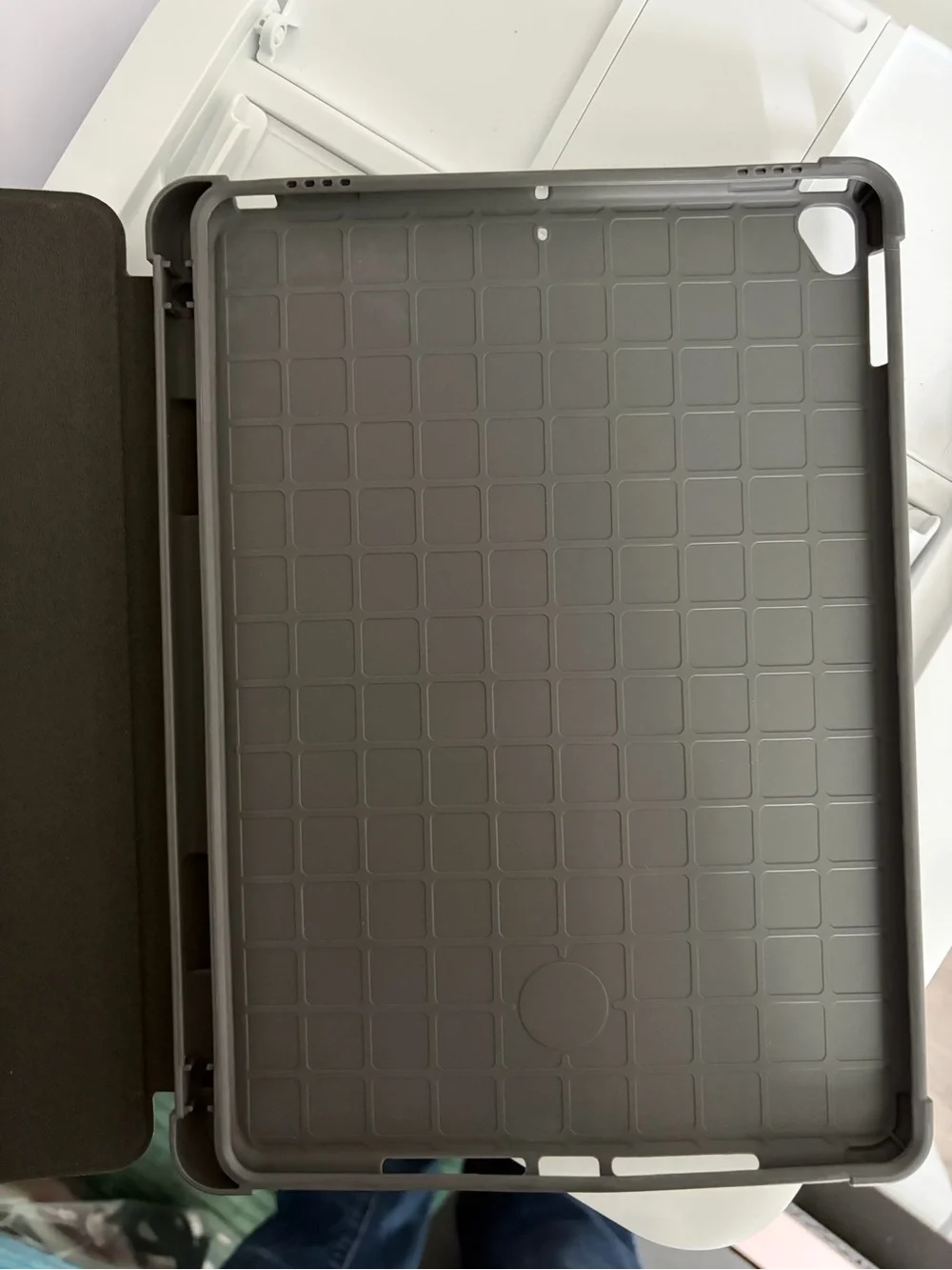 Cat iPad 10.2” case - see details for compatibility